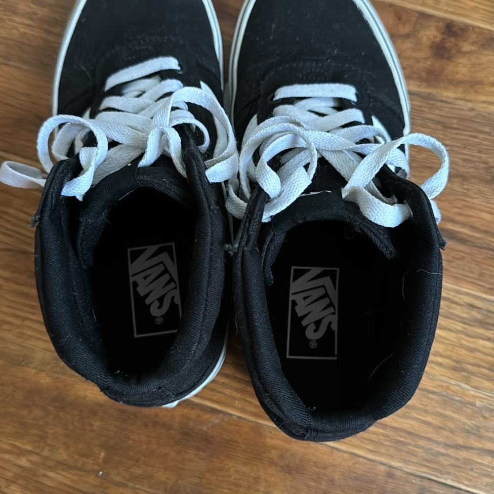 Black and White High Top Vans - size 6.5 - Picture 4 of 5